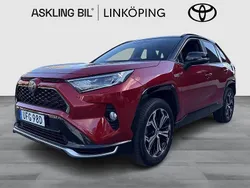 Röd Begagnad 2020 Toyota RAV4 Hybrid Premium SUV | 415 000 kr (Lite dyr)