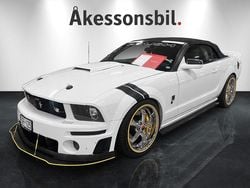 Vit Begagnad 2008 Ford Mustang Cab | 349 000 kr