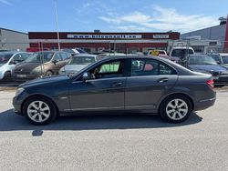 Mörkgrå (gråmetallic) Begagnad 2008 Mercedes C200 Avantgarde Sedan | 84 442 kr (Marknadspris)