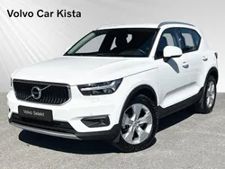 Vit Begagnad 2020 Volvo XC40 Momentum SUV | 279 900 kr (Marknadspris)
