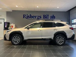 Brun Begagnad 2023 Subaru Outback SUV | 389 900 kr (Marknadspris)