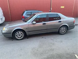 Grå Begagnad 2004 Saab 9-5 Linear Sedan | 27 000 kr (Marknadspris)