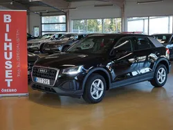 Svart Begagnad 2022 Audi Q2 Proline SUV | 199 900 kr (Marknadspris)