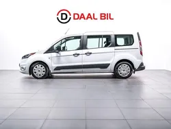 Vit Begagnad 2018 Ford Tourneo Connect Minibuss | 209 700 kr (Marknadspris)