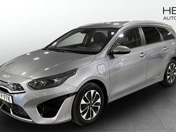 Grå (grey) Begagnad 2022 Kia Ceed Sportswagon Advance Kombi | 279 900 kr (Dyr)