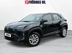Svart Begagnad 2021 Toyota Yaris Cross Active SUV | 239 900 kr (Bra pris)