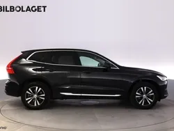 Svart Begagnad 2023 Volvo XC60 Core SUV | 494 800 kr (Bra pris)