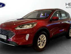 Röd (red) Begagnad 2022 Ford Kuga Titanium SUV | 269 000 kr (Marknadspris)
