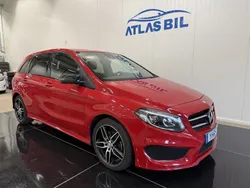 Röd Begagnad 2016 Mercedes B180 AMG Minibuss | 149 900 kr (Lite dyr)