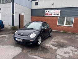Svart Begagnad 2006 VW Beetle Halvkombi | 60 900 kr (Marknadspris)