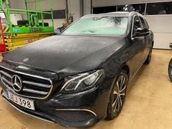 Svart metallic Begagnad 2019 Mercedes E300 Kombi | 325 000 kr (Lite dyr)