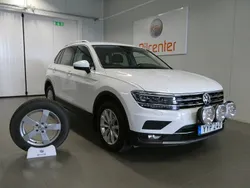 Vit Begagnad 2017 VW Tiguan S SUV | 239 900 kr (Marknadspris)