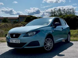 Ljusblå Begagnad 2008 Seat Ibiza Halvkombi | 39 900 kr (Marknadspris)