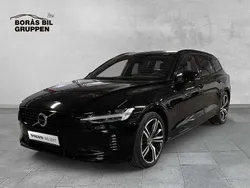 Svart Begagnad 2022 Volvo V60 R-Design Kombi | 409 000 kr (Marknadspris)