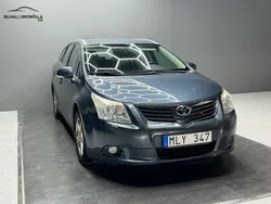 Mörkblå (blå) Begagnad 2010 Toyota Avensis Business Edition Kombi | 54 900 kr (Bra pris)