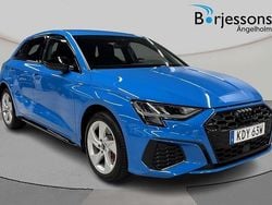 Turboblå Begagnad 2023 Audi A3 Sportback e-tron S-Line Sedan | 359 000 kr (Lite dyr)