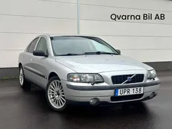 Ljusgrå Begagnad 2003 Volvo S60 Business Edition Sedan | 24 500 kr (Marknadspris)