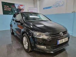 Svart Begagnad 2011 VW Polo Comfortline Halvkombi | 47 900 kr (Marknadspris)