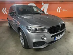 Grå Begagnad 2015 BMW X5 M Sport SUV | 285 000 kr (Bra pris)