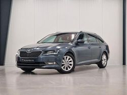 Grå Begagnad 2015 Skoda Superb Style Kombi | 139 900 kr (Lite dyr)
