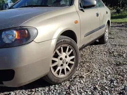 Gul Begagnad 2003 Nissan Almera Sedan | 3 500 kr (Superpris)