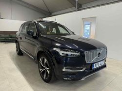 Mörkblå (blå) Begagnad 2016 Volvo XC90 Inscription SUV | 299 900 kr (Marknadspris)