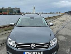 Grå Begagnad 2014 VW Passat Alltrack Kombi | 137 900 kr (Lite dyr)