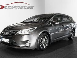 Grå Begagnad 2012 Toyota Avensis Kombi | 79 900 kr (Bra pris)