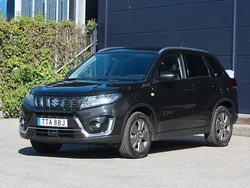 Svart Begagnad 2022 Suzuki Vitara SUV | 289 500 kr (Lite dyr)
