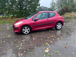 Röd Begagnad 2007 Peugeot 207 Halvkombi | 13 500 kr (Marknadspris)
