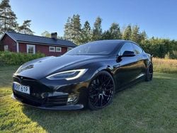 Svart Begagnad 2019 Tesla Model S Sedan | 325 000 kr (Marknadspris)