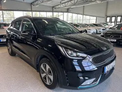 Svart Begagnad 2018 Kia Niro Advance SUV | 172 900 kr (Bra pris)