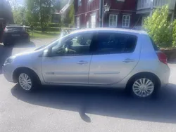 Silver Begagnad 2011 Renault Clio R.S. Halvkombi | 34 900 kr (Marknadspris)