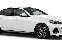 Vit Ny 2025 BMW 530e Sedan | 770 500 kr