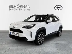 Vit Begagnad 2023 Toyota Yaris Cross Active SUV | 299 900 kr (Lite dyr)
