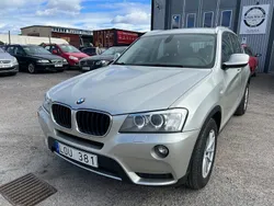 Ljusgrå (grå) Begagnad 2011 BMW X3 SUV | 109 800 kr (Marknadspris)
