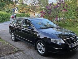 Svart Begagnad 2010 VW Passat Kombi | 60 000 kr