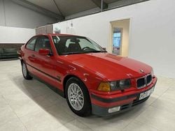 Röd Begagnad 1995 BMW 316 Sportkupé | 49 900 kr
