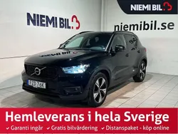 Svart Begagnad 2021 Volvo XC40 R-Design SUV | 359 900 kr (Dyr)
