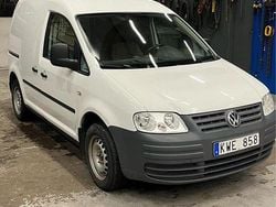 Vit Begagnad 2010 VW Caddy Minibuss | 49 000 kr (Marknadspris)