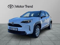 Vit Begagnad 2022 Toyota Yaris Cross Active SUV | 265 000 kr (Marknadspris)