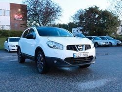 Vit Begagnad 2013 Nissan Qashqai 360º SUV | 104 800 kr (Marknadspris)