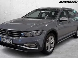 Grå Begagnad 2023 VW Passat Alltrack Kombi | 379 000 kr (Marknadspris)