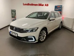 Vit Begagnad 2020 VW Passat GTE Kombi | 178 900 kr (Superpris)