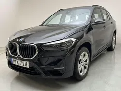 Svart Begagnad 2020 BMW X1 Sport Line SUV | 264 800 kr (Marknadspris)