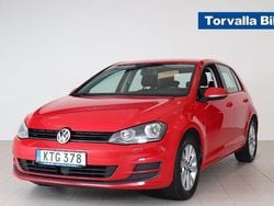 Röd Begagnad 2015 VW Golf VII Halvkombi | 124 799 kr (Marknadspris)