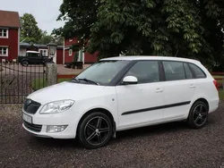 Vit Begagnad 2011 Skoda Fabia Ambiente Kombi | 29 900 kr (Marknadspris)