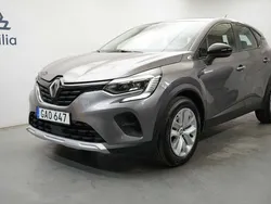 Grå Begagnad 2022 Renault Captur Zen SUV | 169 900 kr (Marknadspris)