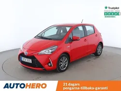Röd Begagnad 2018 Toyota Yaris Hybrid Halvkombi | 145 000 kr (Marknadspris)