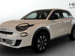 Vit (white) Ny 2025 Fiat 600 Lounge SUV | 350 800 kr (Dyr)